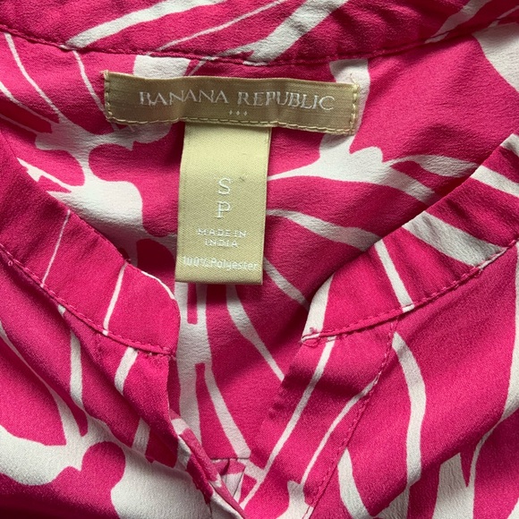 Fun Pink Blouse - Picture 2 of 2